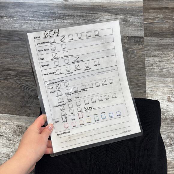 Brooks Brothers Mens XL Black 100% Extra Fine Italian Lambswool V-Neck Sweater‎ - Picture 9 of 11